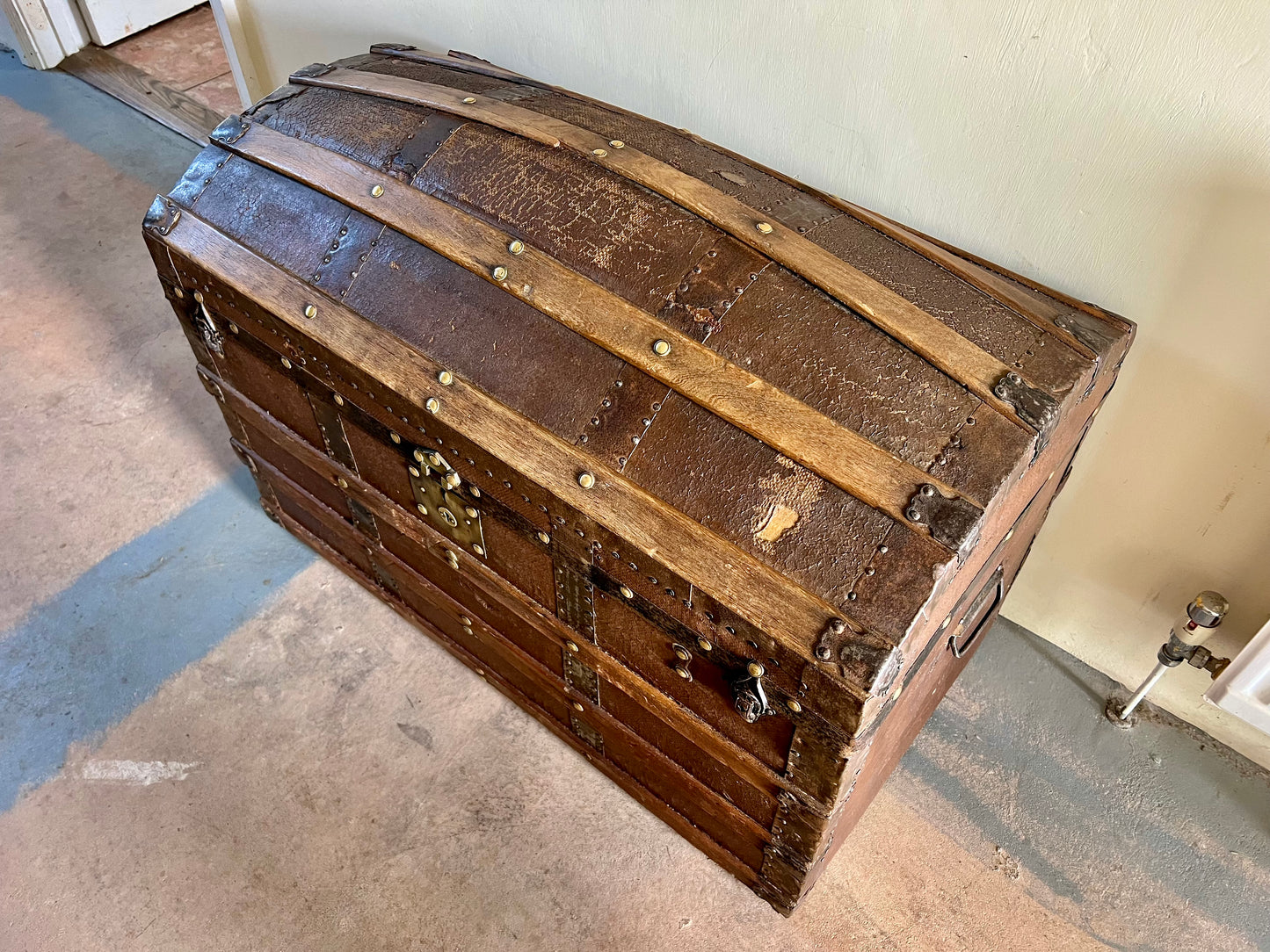 Wooden Dome Top Travel Chest