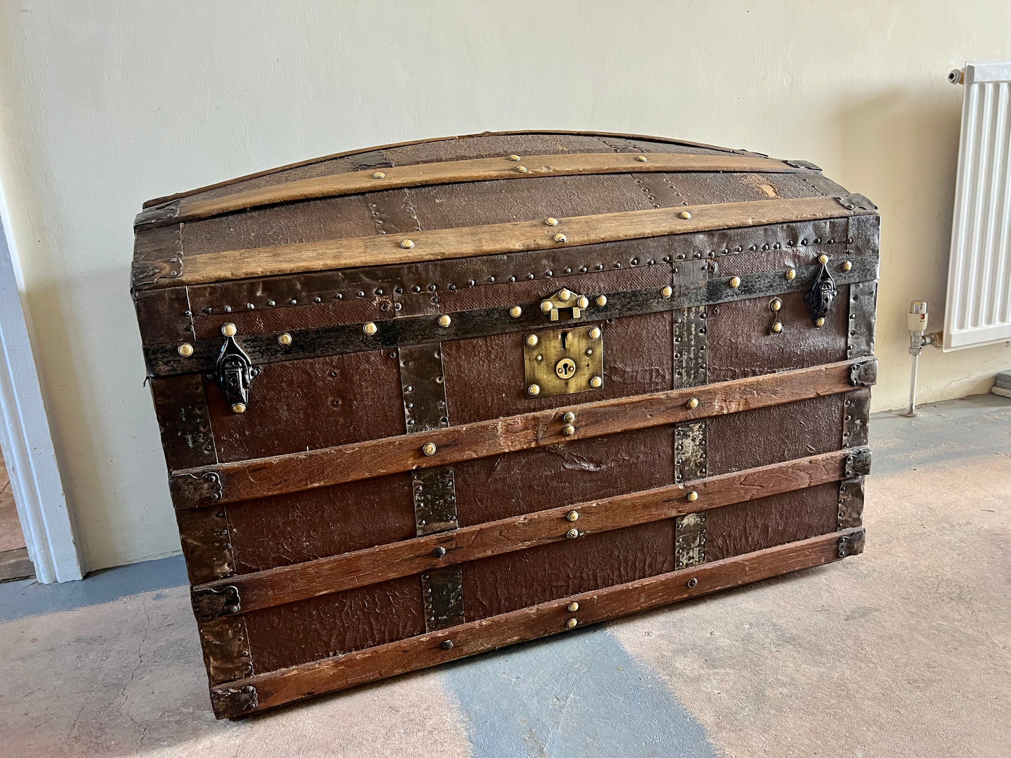 Wooden Dome Top Travel Chest