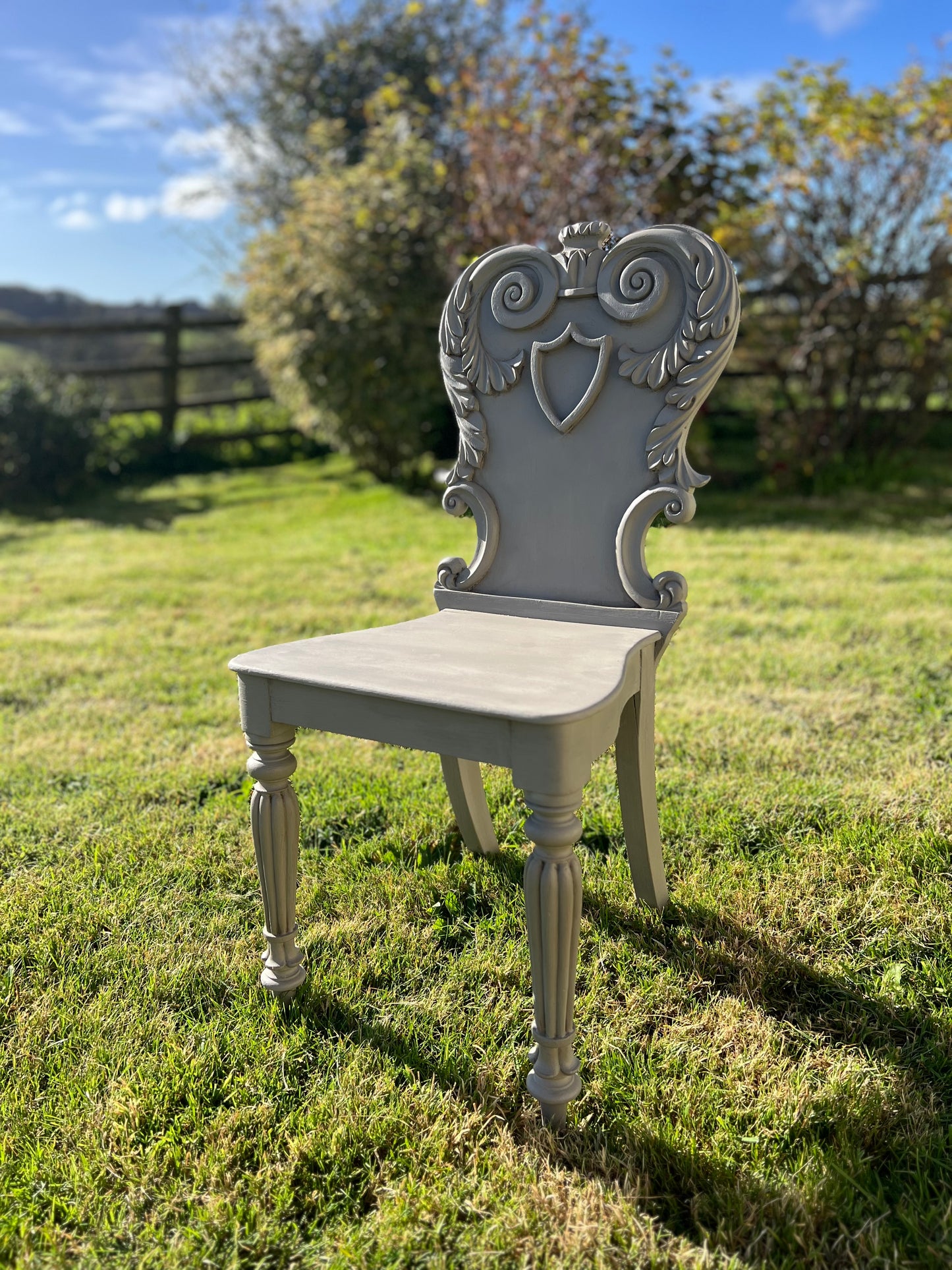 Vintage Hall Chair (solid back)